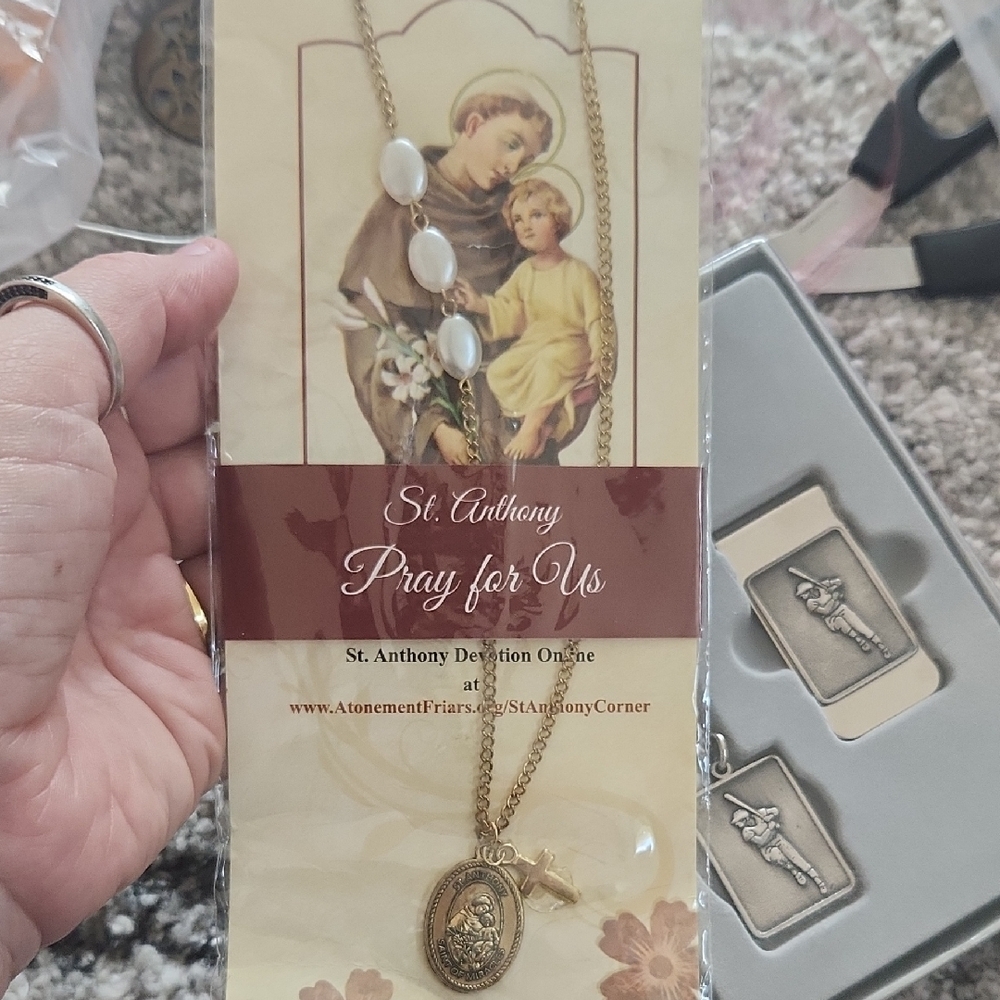 Goldtone St. Anthony Necklace with Medallion